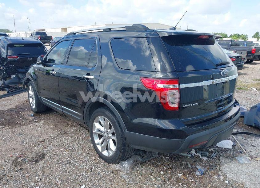 Photo 3 of 2014 Ford Explorer LIMITED (VIN 1FM5K7F89EGB57980)