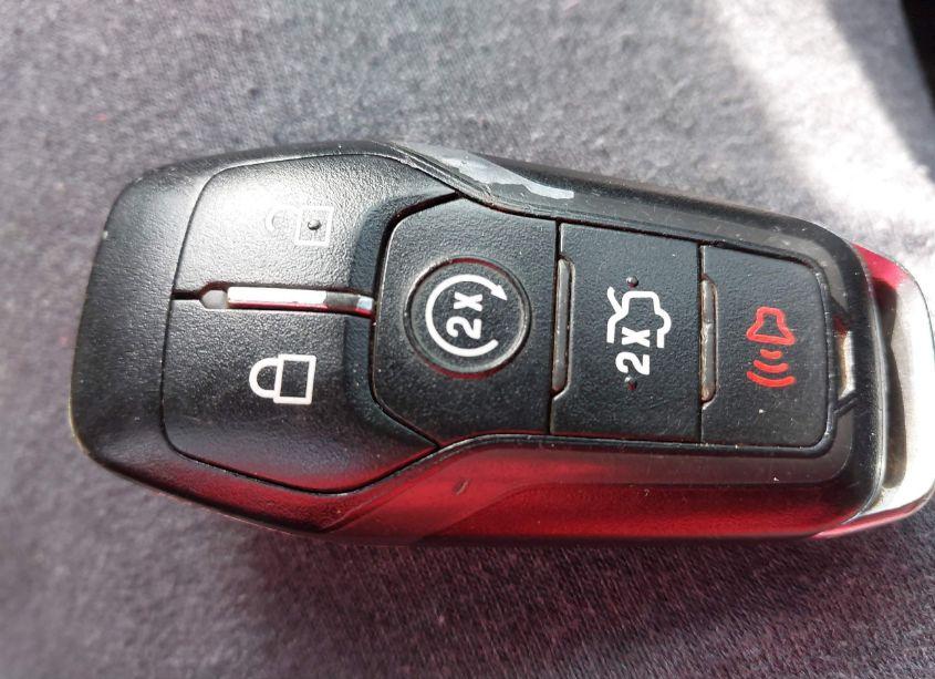 Photo 11 of 2016 Ford Explorer LIMITED (VIN 1FM5K7F89GGA26857)