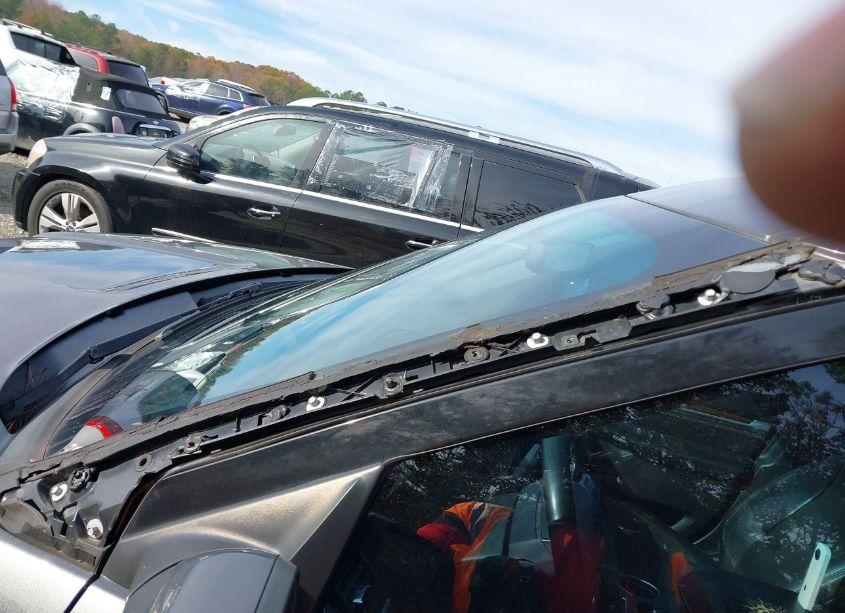 Photo 6 of 2016 Ford Explorer LIMITED (VIN 1FM5K7F89GGA26857)