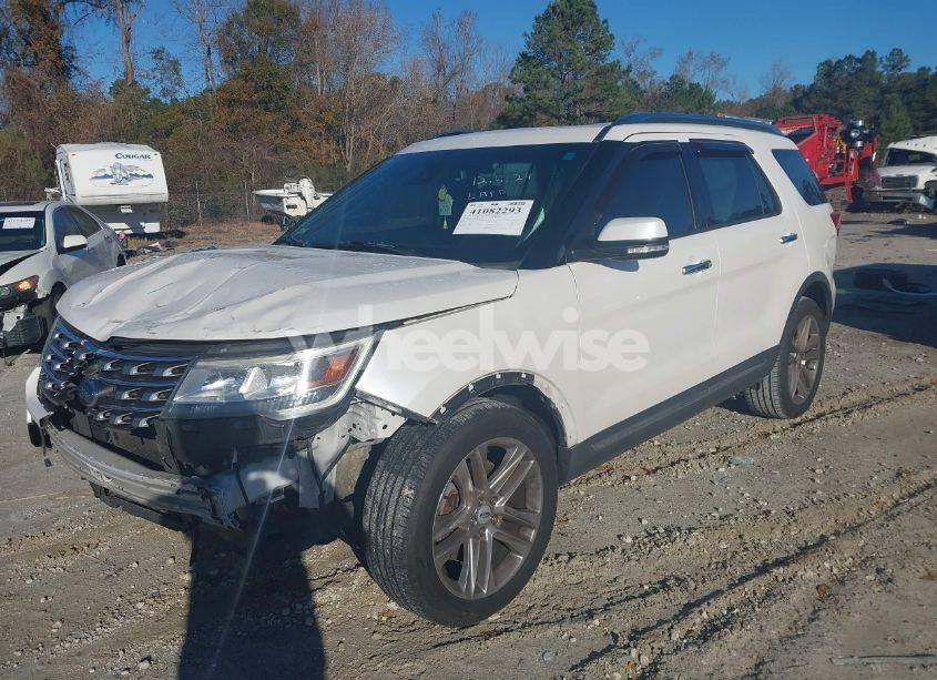 Photo 2 of 2016 Ford Explorer LIMITED (VIN 1FM5K7F89GGA32285)