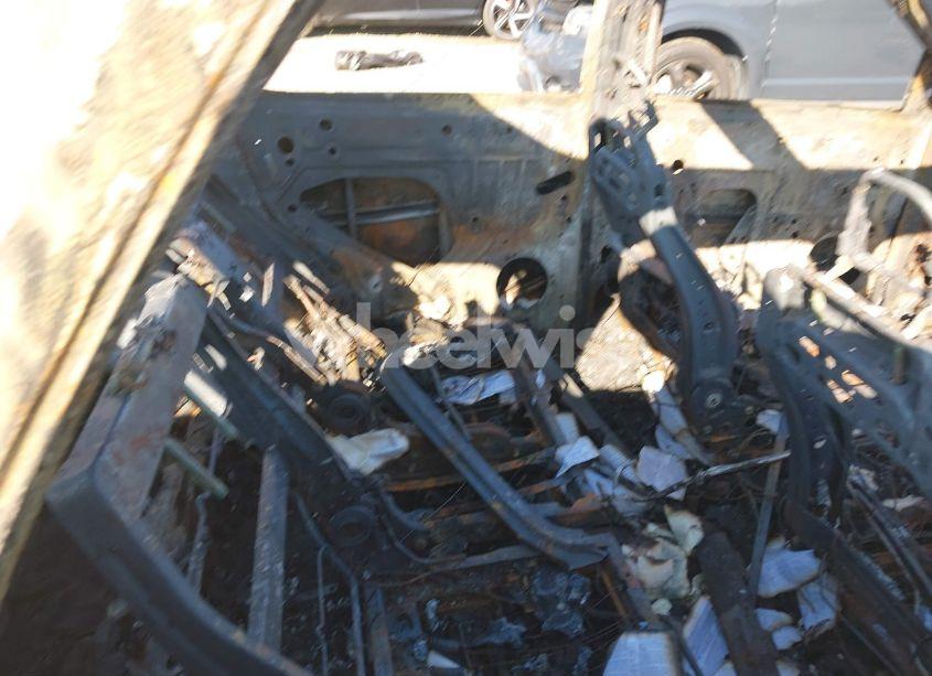 Photo 8 of 2016 Ford Explorer LIMITED (VIN 1FM5K7F89GGA45084)