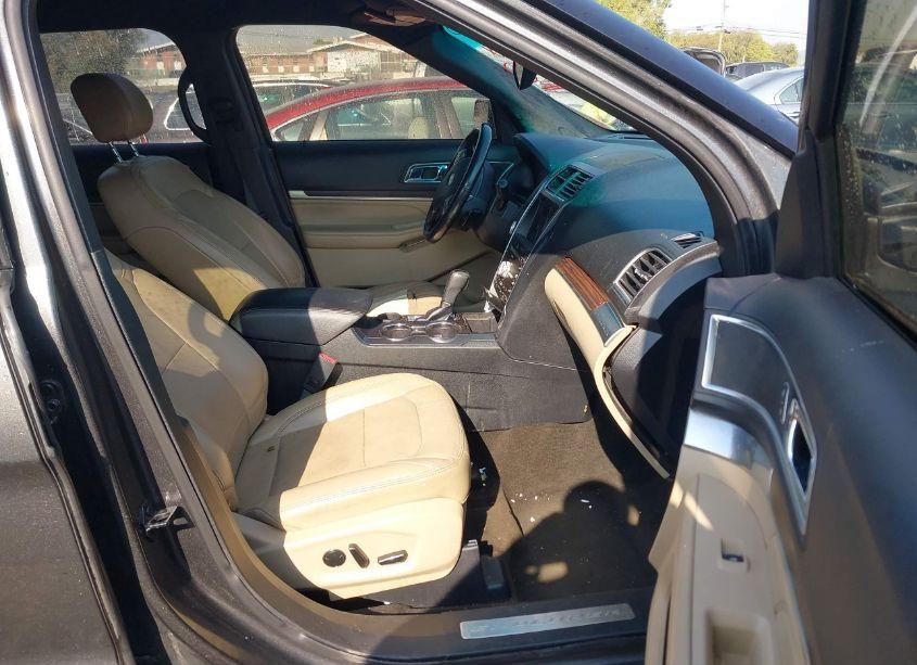 Photo 5 of 2016 Ford Explorer LIMITED (VIN 1FM5K7F89GGC07070)