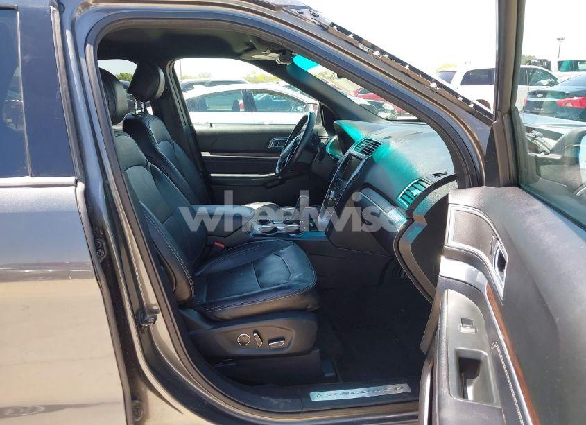 Photo 5 of 2016 Ford Explorer LIMITED (VIN 1FM5K7F89GGC90662)