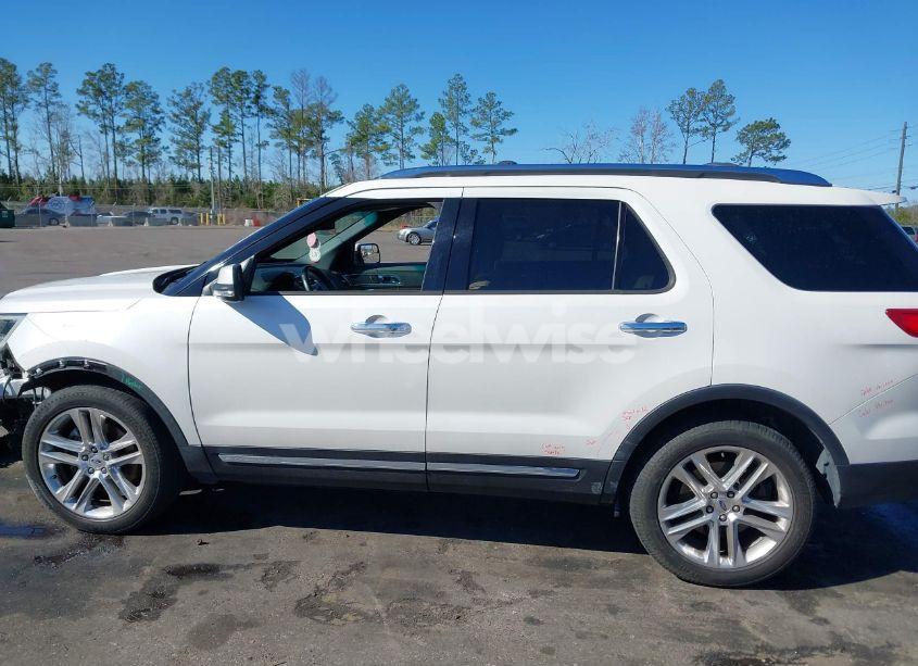 Photo 14 of 2017 Ford Explorer LIMITED (VIN 1FM5K7F89HGA31963)