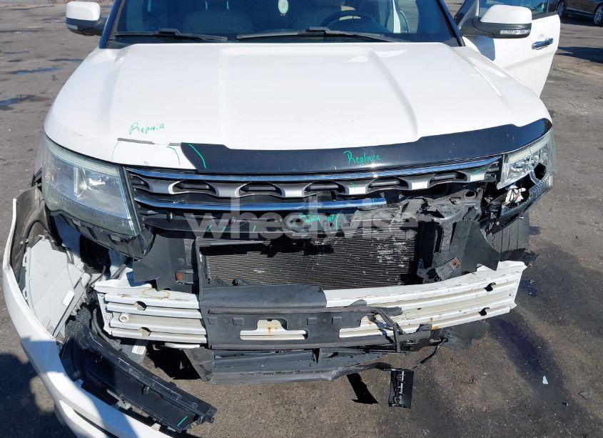 Photo 6 of 2017 Ford Explorer LIMITED (VIN 1FM5K7F89HGA31963)