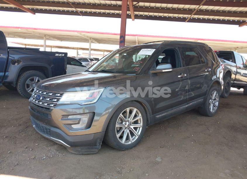 Photo 2 of 2017 Ford Explorer LIMITED (VIN 1FM5K7F89HGC38661)