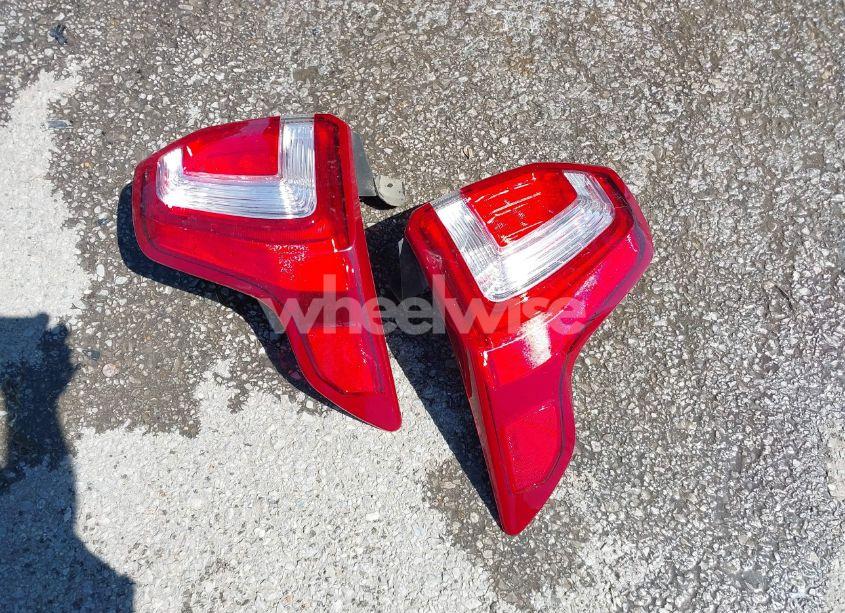 Photo 12 of 2018 Ford Explorer LIMITED (VIN 1FM5K7F89JGB32992)