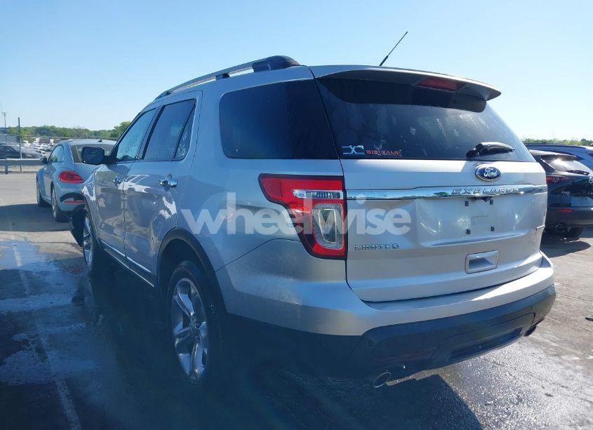 Photo 3 of 2014 Ford Explorer LIMITED (VIN 1FM5K7F8XEGA08946)