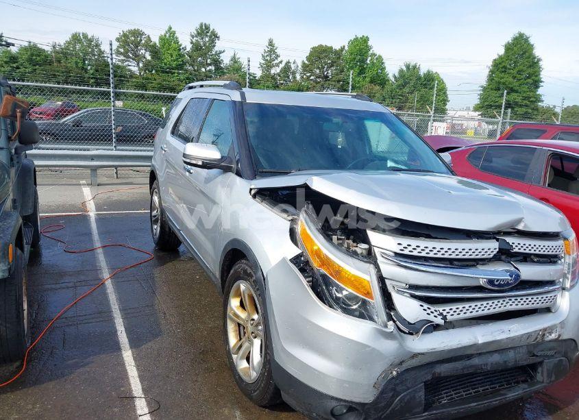 2015 Ford Explorer LIMITED (VIN 1FM5K7F8XFGB52918) main photo