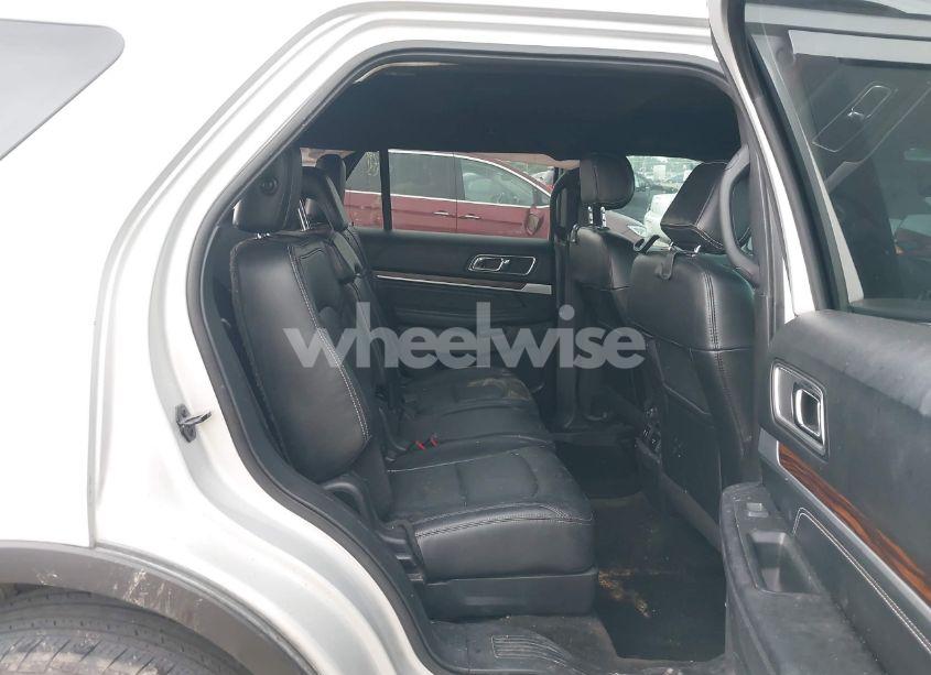 Photo 8 of 2016 Ford Explorer LIMITED (VIN 1FM5K7F8XGGD03225)