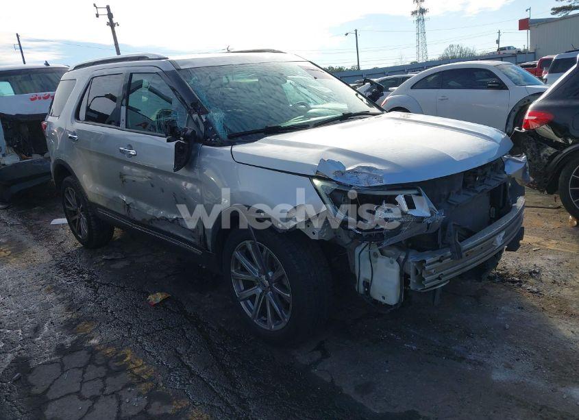 2017 Ford Explorer (VIN 1FM5K7F8XHGC37843) main photo