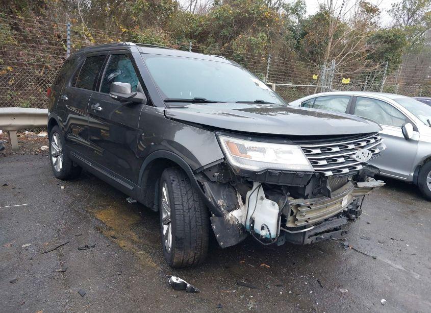 2017 Ford Explorer LIMITED (VIN 1FM5K7F8XHGE18991) main photo