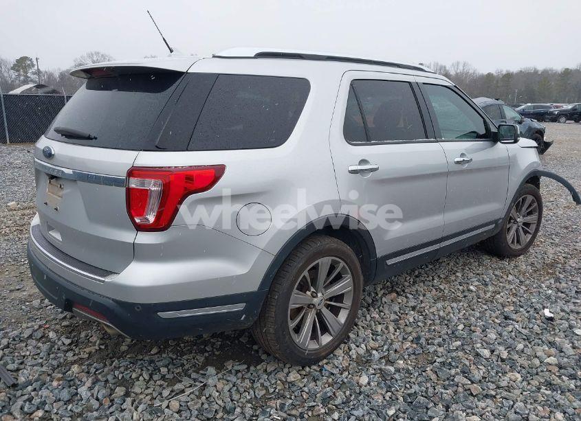 Photo 4 of 2018 Ford Explorer LIMITED (VIN 1FM5K7F8XJGA89666)
