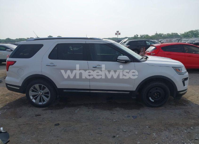 Photo 13 of 2018 Ford Explorer LIMITED (VIN 1FM5K7F8XJGC85364)