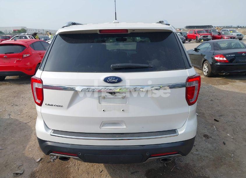 Photo 16 of 2018 Ford Explorer LIMITED (VIN 1FM5K7F8XJGC85364)