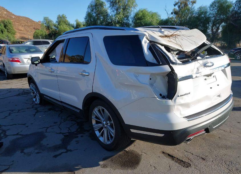 Photo 3 of 2018 Ford Explorer LIMITED (VIN 1FM5K7F8XJGC93948)