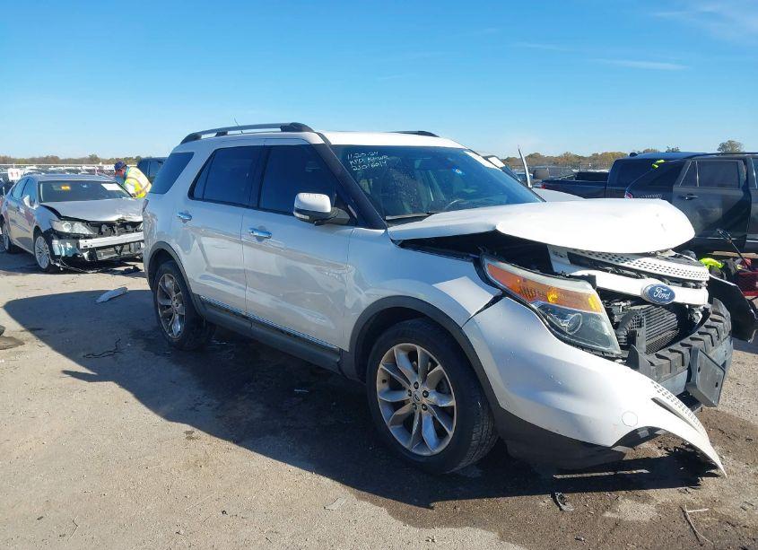 2015 Ford Explorer LIMITED (VIN 1FM5K7F90FGB48899) main photo