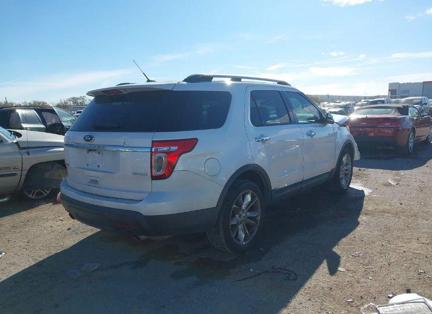Photo 4 of 2015 Ford Explorer LIMITED (VIN 1FM5K7F90FGB48899)