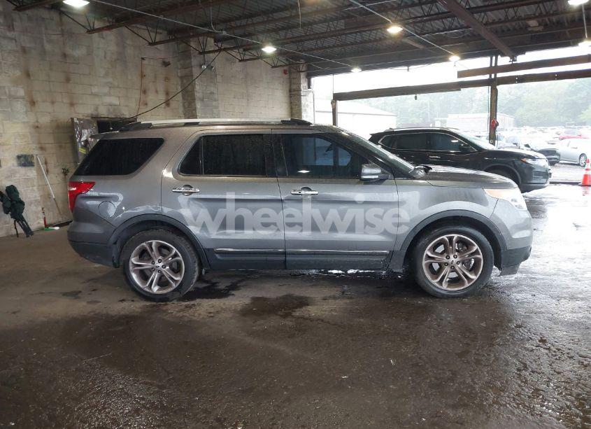 Photo 13 of 2014 Ford Explorer LIMITED (VIN 1FM5K7F91EGB66651)