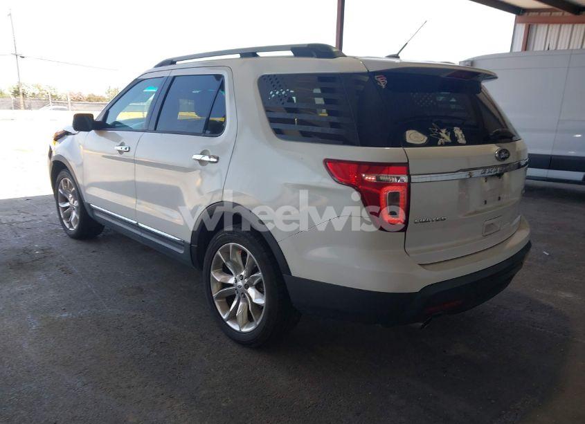 Photo 3 of 2013 Ford Explorer LIMITED (VIN 1FM5K7F92DGB77883)