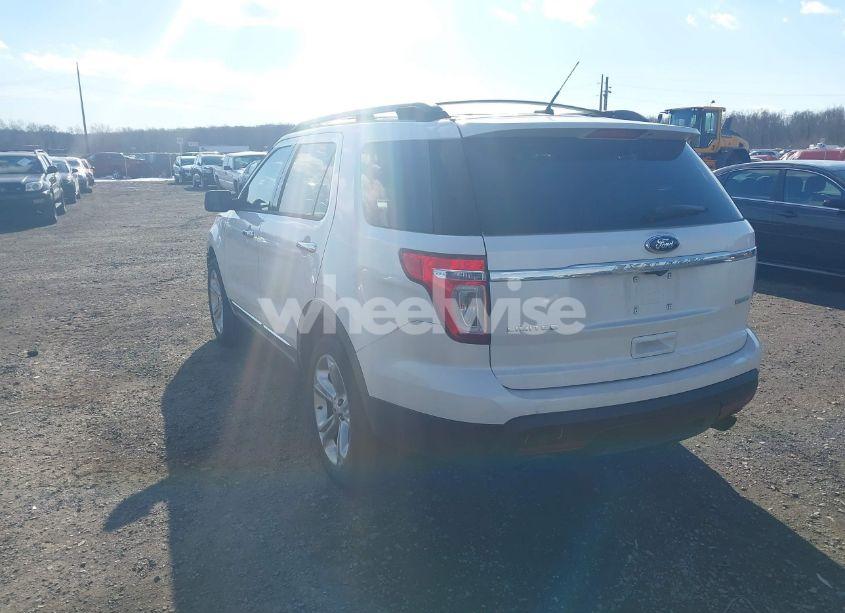 Photo 3 of 2014 Ford Explorer LIMITED (VIN 1FM5K7F94EGB33708)
