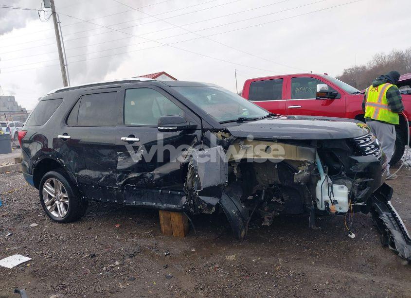 Photo 13 of 2016 Ford Explorer LIMITED (VIN 1FM5K7FH1GGA50943)