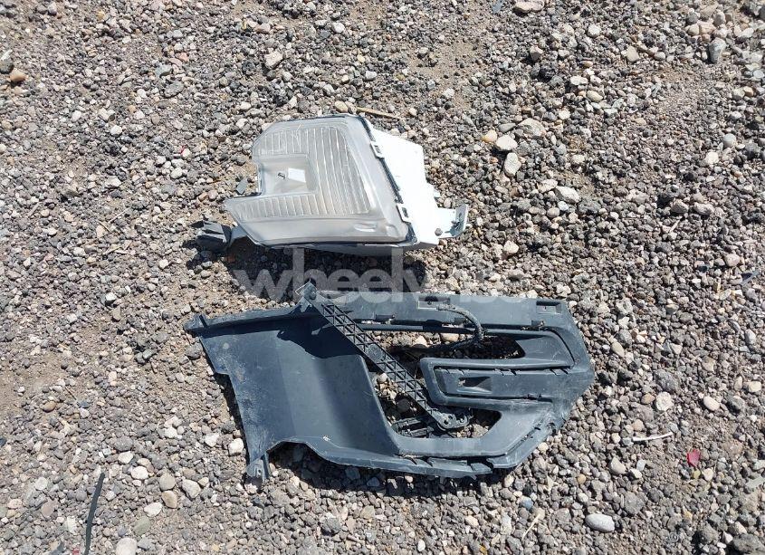 Photo 12 of 2016 Ford Explorer LIMITED (VIN 1FM5K7FH2GGD13084)