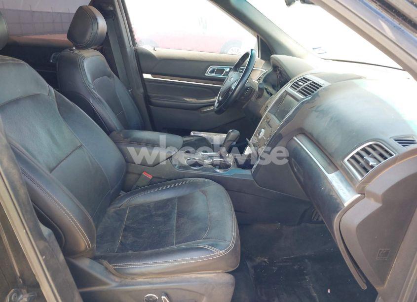 Photo 5 of 2016 Ford Explorer LIMITED (VIN 1FM5K7FH2GGD13084)