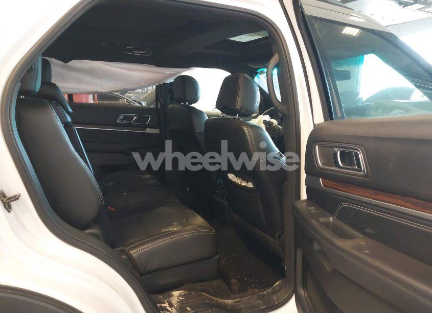 Photo 8 of 2017 Ford Explorer LIMITED (VIN 1FM5K7FH2HGA86223)