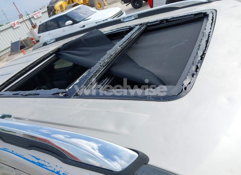 Photo 18 of 2017 Ford Explorer LIMITED (VIN 1FM5K7FH3HGA48502)