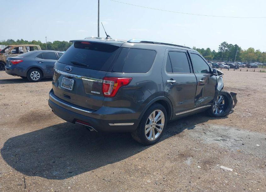 Photo 4 of 2018 Ford Explorer LIMITED (VIN 1FM5K7FH3JGB04153)