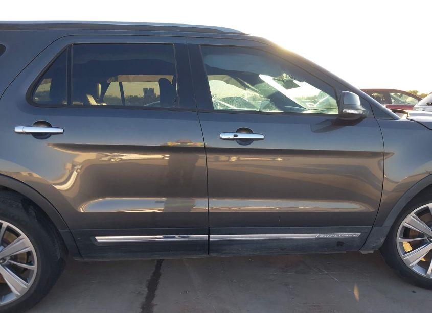 Photo 14 of 2018 Ford Explorer LIMITED (VIN 1FM5K7FH3JGB64742)