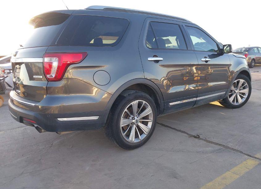 Photo 4 of 2018 Ford Explorer LIMITED (VIN 1FM5K7FH3JGB64742)