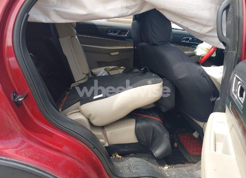 Photo 8 of 2018 Ford Explorer LIMITED (VIN 1FM5K7FH3JGC92656)