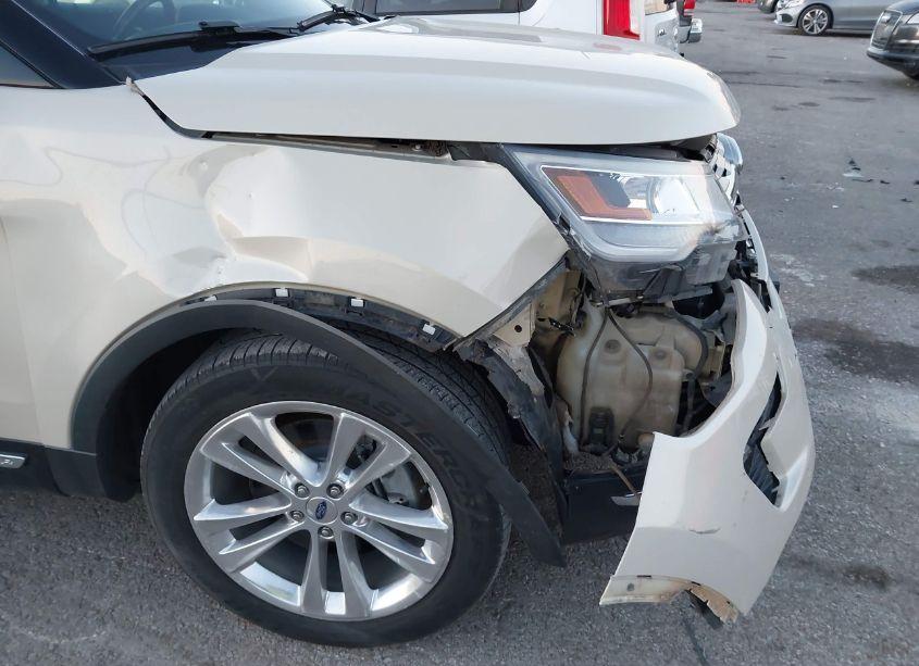 Photo 17 of 2018 Ford Explorer LIMITED (VIN 1FM5K7FH5JGB97239)