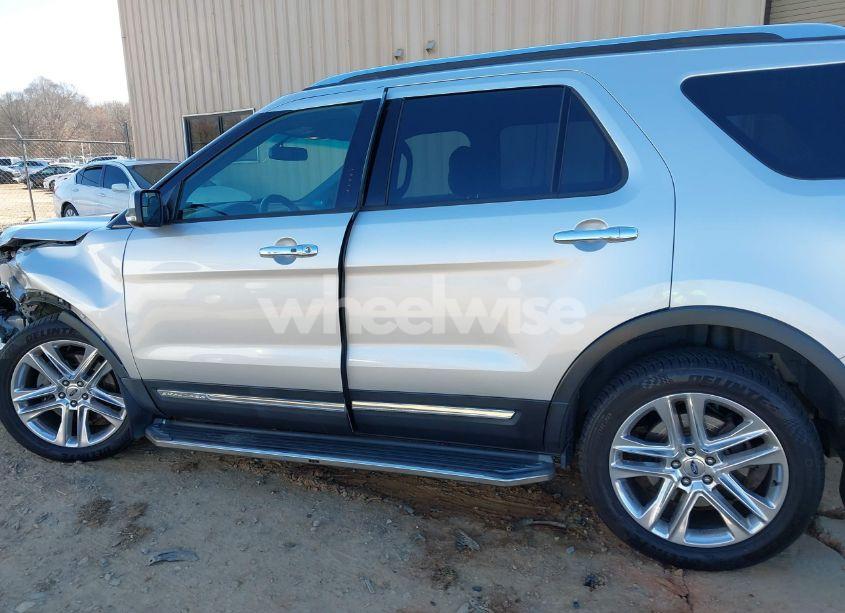 Photo 14 of 2017 Ford Explorer LIMITED (VIN 1FM5K7FH6HGA08141)