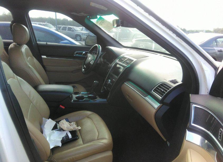 Photo 5 of 2017 Ford Explorer LIMITED (VIN 1FM5K7FH7HGA97279)
