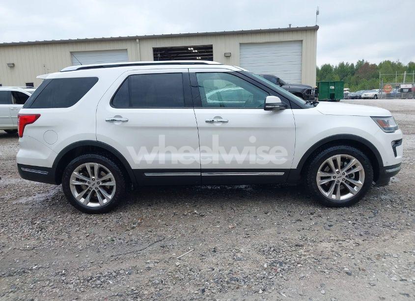 Photo 13 of 2018 Ford Explorer LIMITED (VIN 1FM5K7FH8JGC63234)
