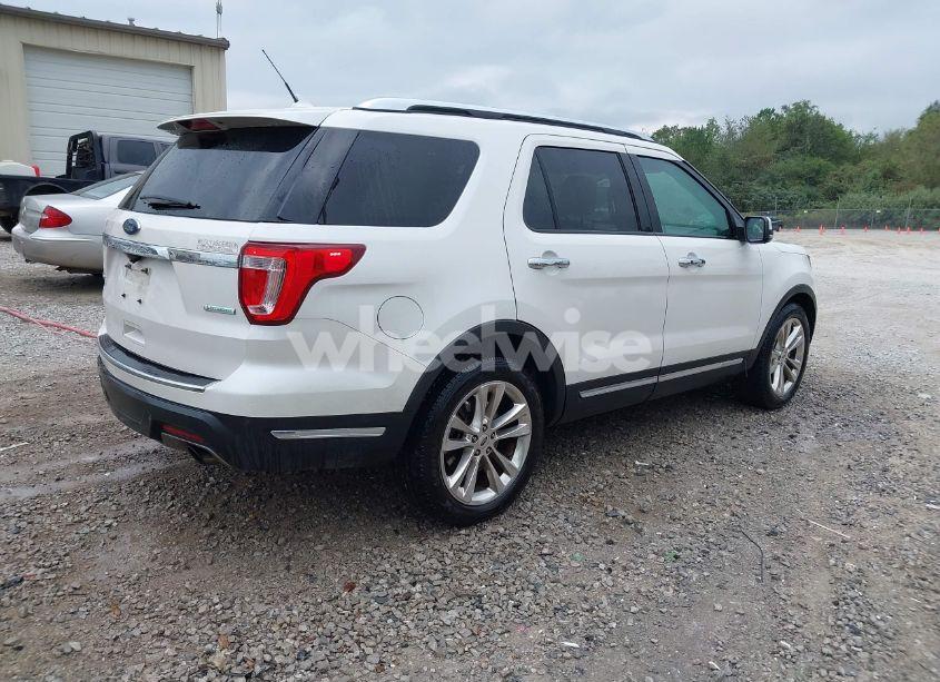 Photo 4 of 2018 Ford Explorer LIMITED (VIN 1FM5K7FH8JGC63234)