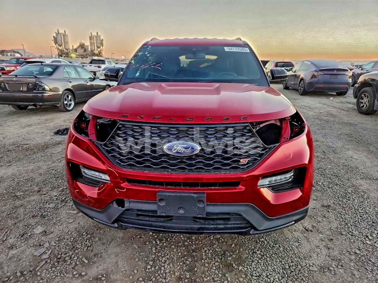 Photo 5 of 2024 FORD EXPLORER ST (VIN 1FM5K7GC7RGA26863)