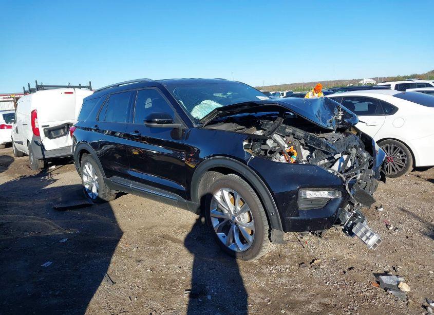 2022 Ford Explorer PLATINUM (VIN 1FM5K7HW1NNA07773) main photo
