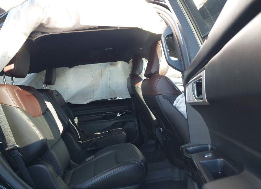 Photo 8 of 2022 Ford Explorer PLATINUM (VIN 1FM5K7HW1NNA07773)
