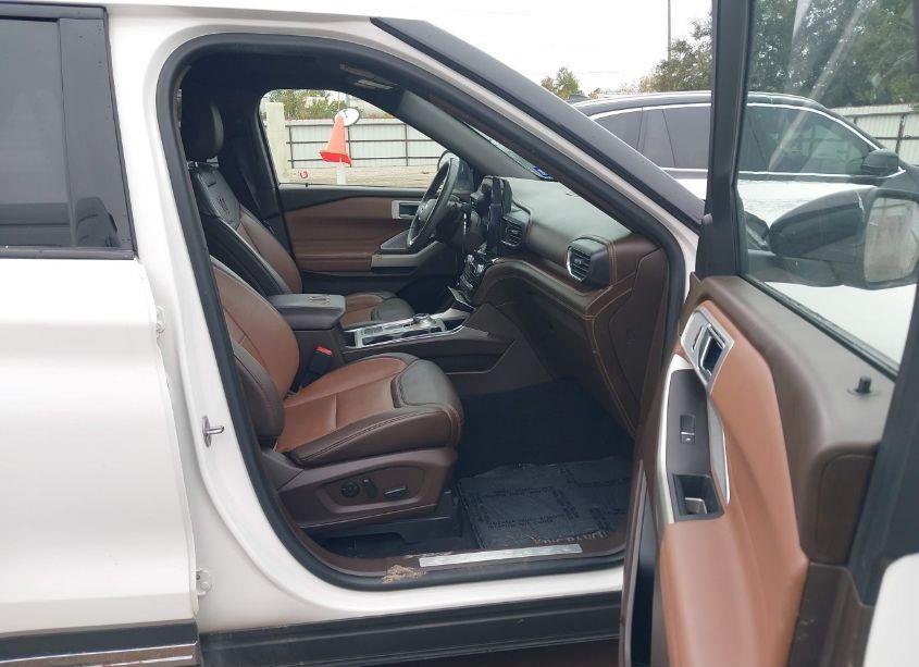 Photo 5 of 2021 Ford Explorer KING RANCH (VIN 1FM5K7LC4MGB70241)