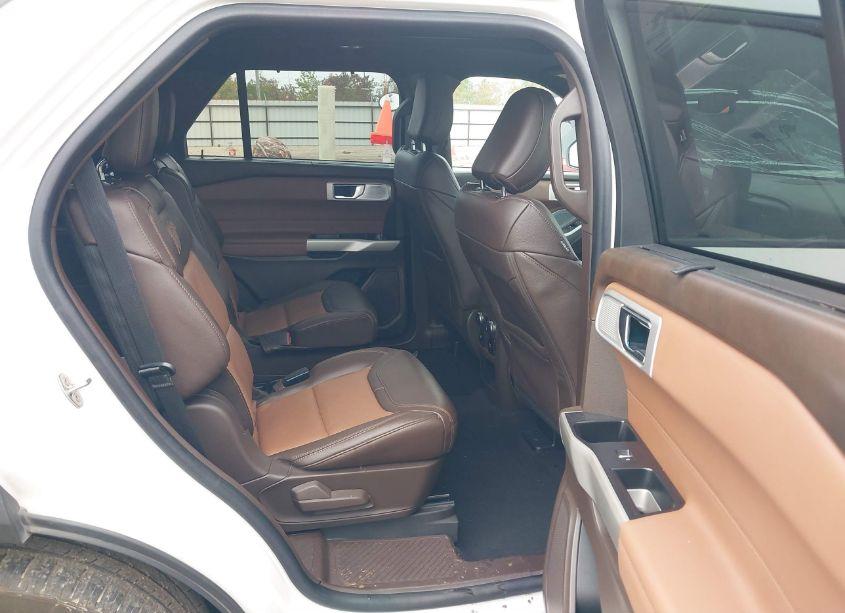 Photo 8 of 2021 Ford Explorer KING RANCH (VIN 1FM5K7LC4MGB70241)