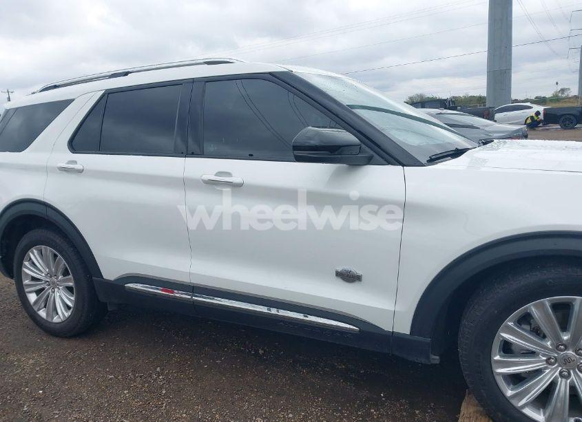Photo 13 of 2023 Ford Explorer KING RANCH (VIN 1FM5K7LC4PGC11486)