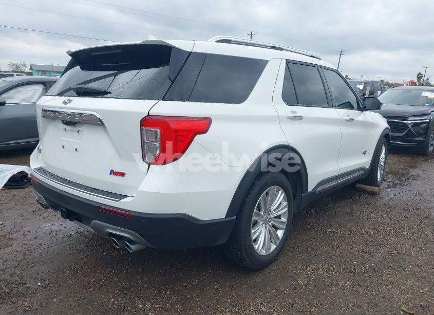 Photo 4 of 2023 Ford Explorer KING RANCH (VIN 1FM5K7LC4PGC11486)