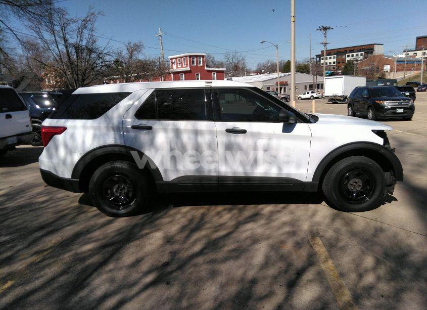 Photo 14 of 2020 Ford Police INTERCEPTOR (VIN 1FM5K8AB0LGD09716)