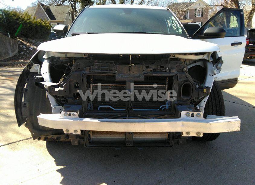 Photo 6 of 2020 Ford Police INTERCEPTOR (VIN 1FM5K8AB0LGD09716)