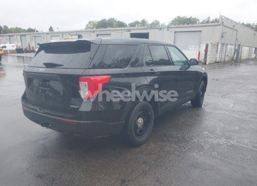 Photo 4 of 2021 Ford Police INTERCEPTOR UTILITY (VIN 1FM5K8AB0MGB24809)