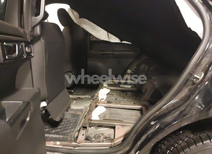 Photo 8 of 2021 Ford Police INTERCEPTOR UTILITY (VIN 1FM5K8AB0MGB83598)